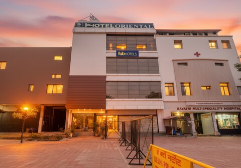 FabHotel Oriental