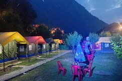 Riverstep Nature Camp & Huts, Gushaini Riverstep Nature Camp & Huts, Gushaini