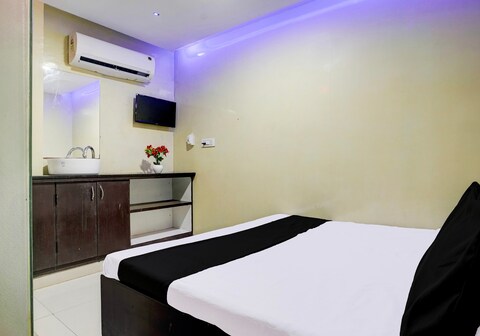 Hotel O Atlanta Business Hub Surat