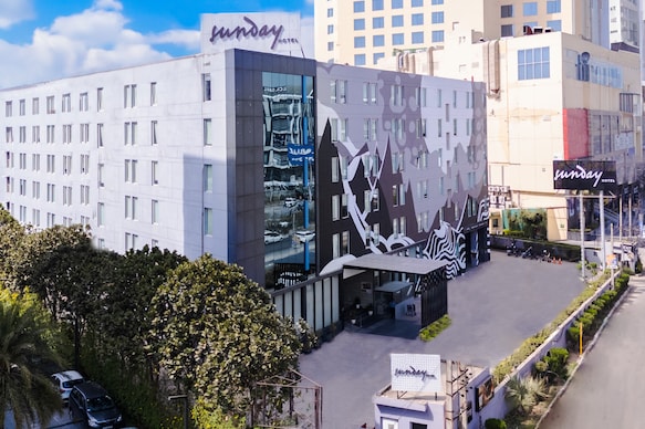Sunday Hotel Chandigarh Zirakpur