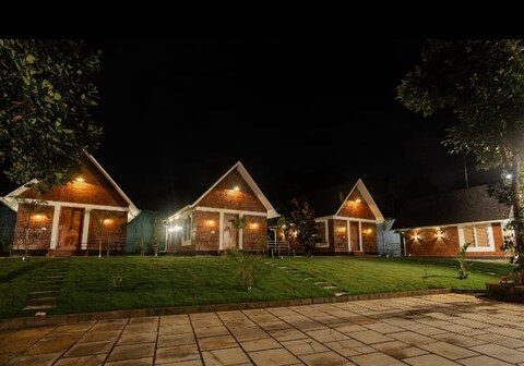 Misty Forest Cottages | Jungle View