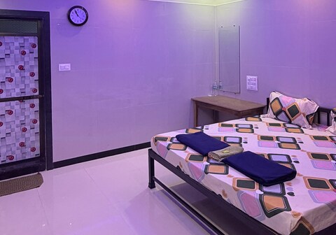 Gajanan Resort Chivla Beach