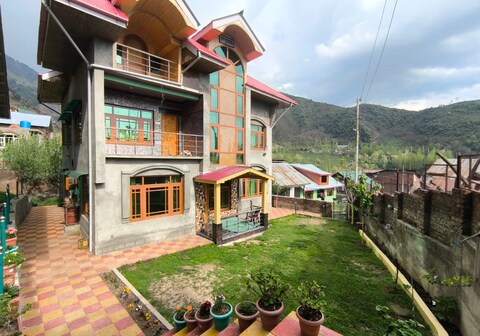Kesar Mahal Homestay