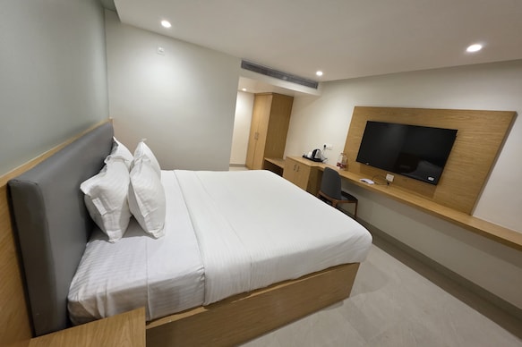 Sri Haripriya Hotels