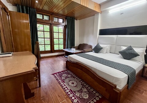 Hotel Kumar's