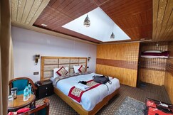 Star Quest Resort, Pangong Star Quest Resort, Pangong