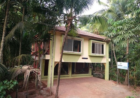 Oceanic Hotel Diveagar