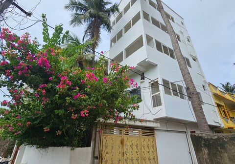 Adobe Cozy Stay In Holy City Of Jagannath (Inhouse Home Cook Food Available)