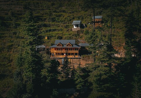 Aashiyana - The Kathkuni House
