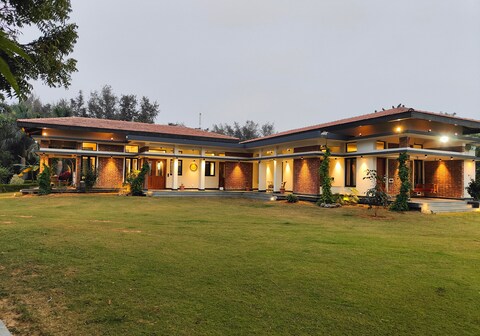 Hostie Arvana - 2 BHK Farm house at Sohna, Gurgaon