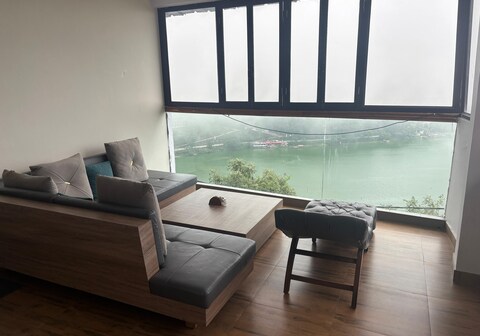 Lake and Hills homestay : Bhimtal
