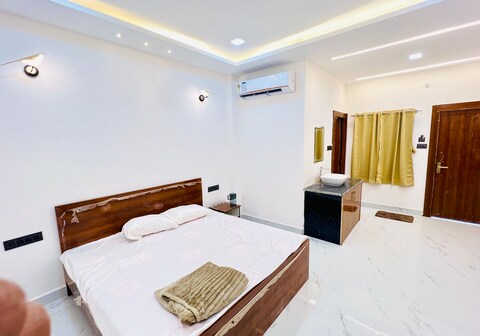 Atithi luxury homestay