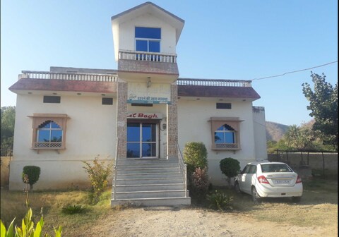 Hotel Lalbagh and Guest House