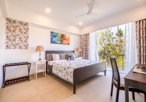 tisyastays | Elegant 1BHK Apartment with Infinity Pool, 5mins to beach