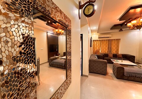 Vrindavan BnBs by VHI Stays