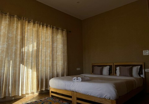 Lungdho Residency Guest House