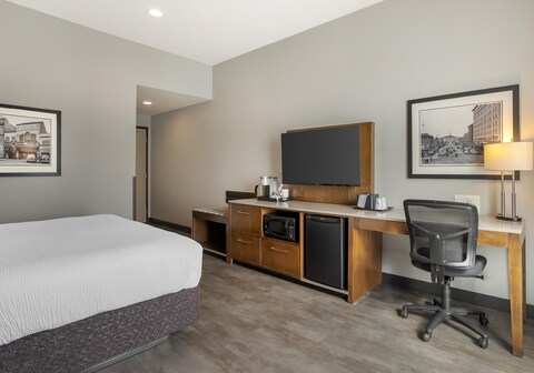 Best Western Plus East Side