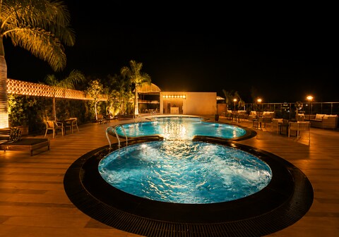Hotel Palm Galaxy
