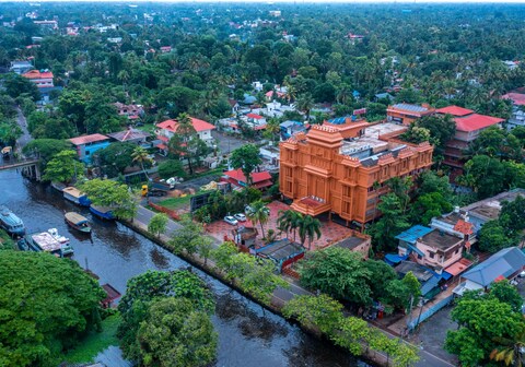 Haveli Backwater Resorts
