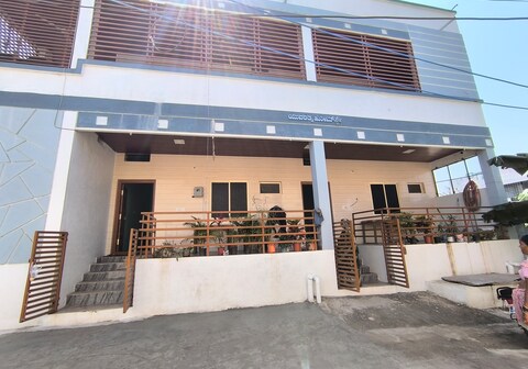 Yuvarathna Hampi Stay