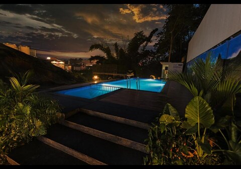 Holidays Garden Resort