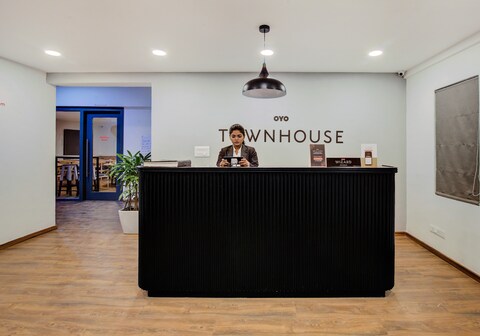 Townhouse Sector 66 Noida Near Noida Sector Metro Station