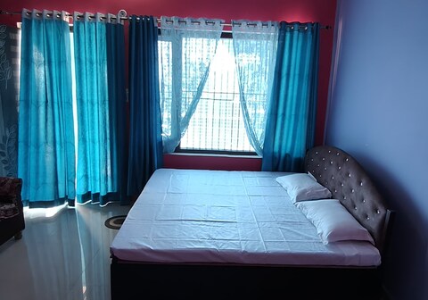 Hill Queen Homestay Chaukori