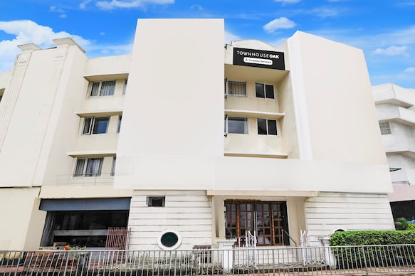 Townhouse Oak Vashi
