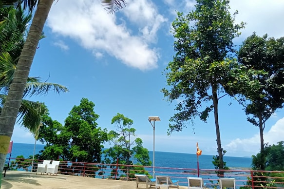 Adhvasaha Beach Spa Resort