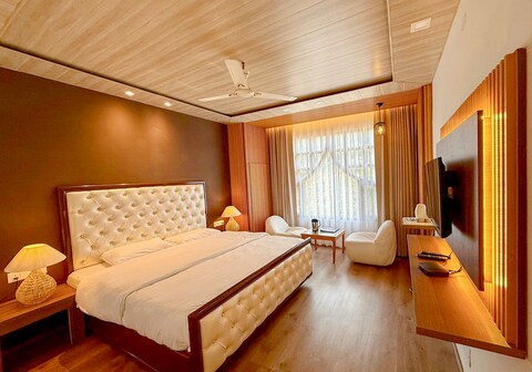 Hotel Vintage, Manali | Near Mall Road