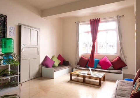 Tag Along Backpackers