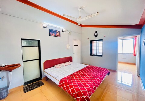 Sea View Guest House Malvan