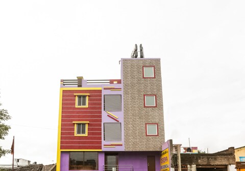 Hotel O Deena Residency