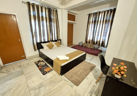 Apurba Apartment | 10Min Walk From GMCH