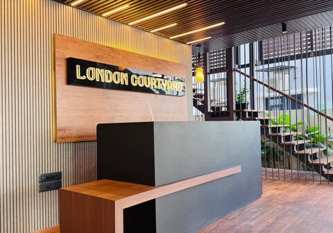 London Courtyard