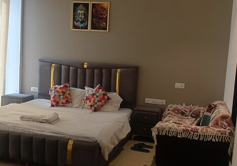 Hotel room apartment