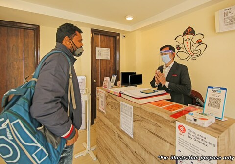 Hotel O Sana Guest House Near Chaudhary Charan Singh International Airport