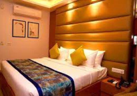 Del Fox Shanti Residency New Delhi