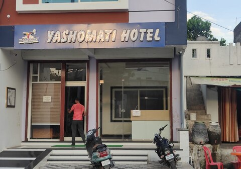 YAHOMATI HOTEL