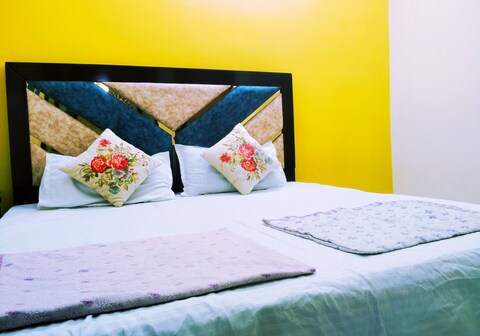 Om Sadan Paying Guest House Ayodhya Dhaam