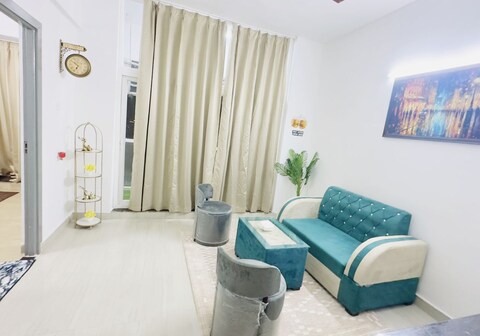 Spectrum Mall Sector 76 Noida