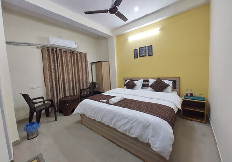 Hotel Manor Residency