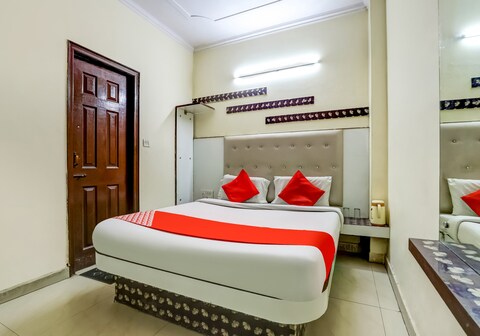 Hotel O Tushar Continental