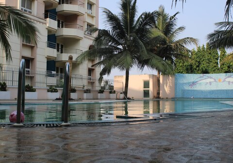 WeKare sea sight service apartments