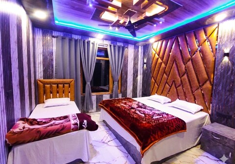 Hotel Fabulous Kashmir