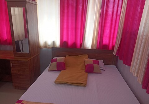 Vaiga Rooms and Dormitory