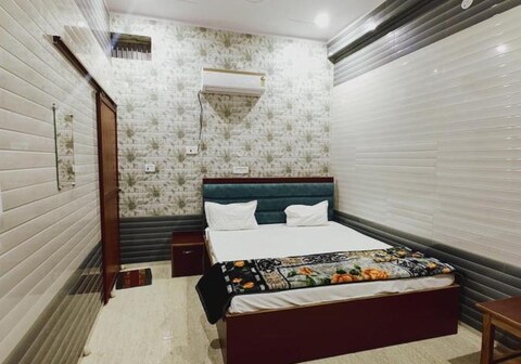 Shree Radhe Inn Homestay