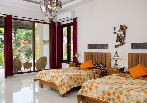 Green Field Hotel & Restaurant