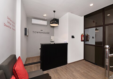 TownHouse 244 Munshipuliya