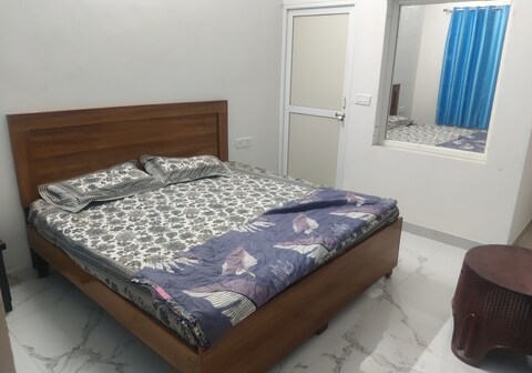 Hari Kamal Gust House , Farms & Swimming Pool